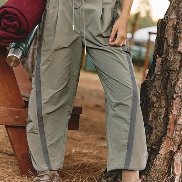 Olive Green Baggy Womens Joggers Track Sweat Pants, Size XS extra small, NEW - Picture 3 of 10